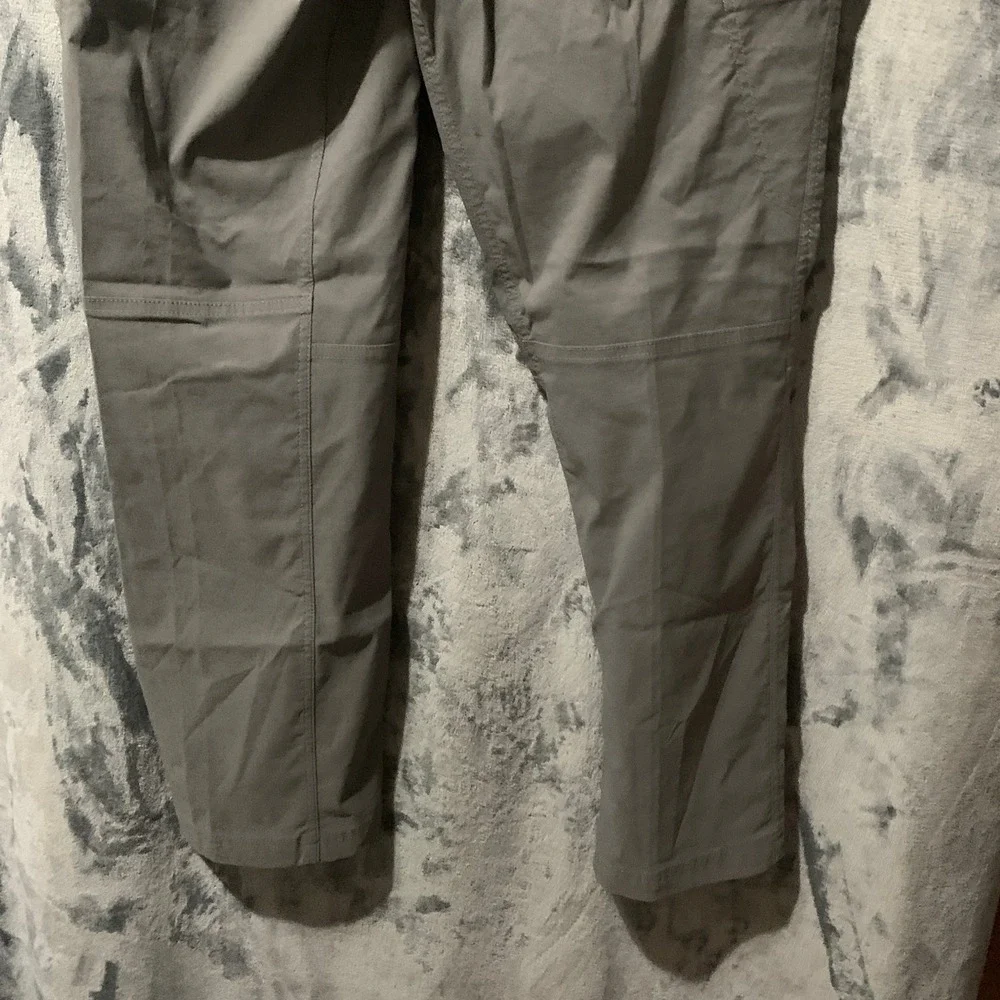 Eddie Bauer very good